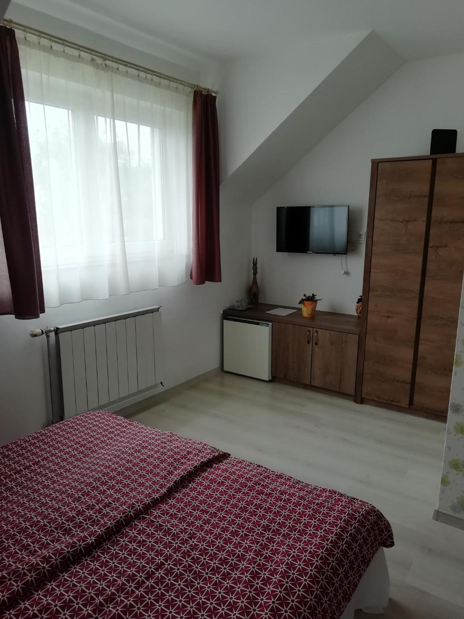 Katalin Vendeghaz Hotell Gyenesdiás Exteriör bild