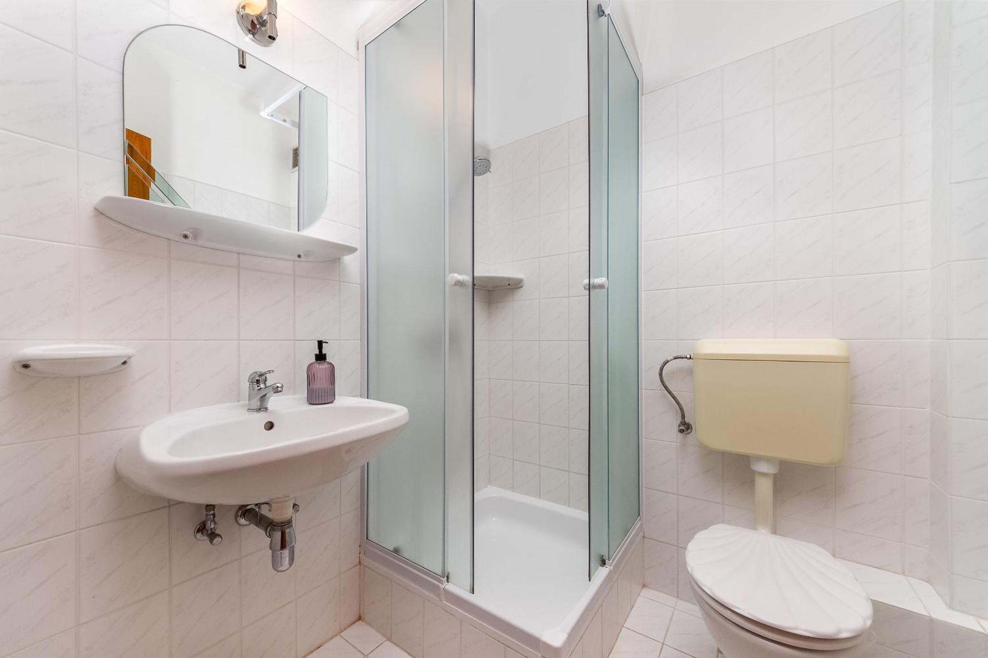 Katalin Vendeghaz Hotell Gyenesdiás Exteriör bild